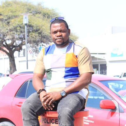 Alsadeeqworld's profile picture. A fashion designer