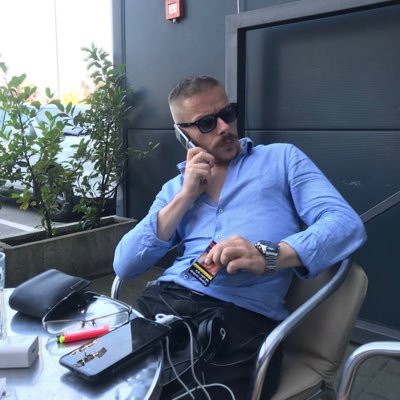 iszb80's profile picture. 