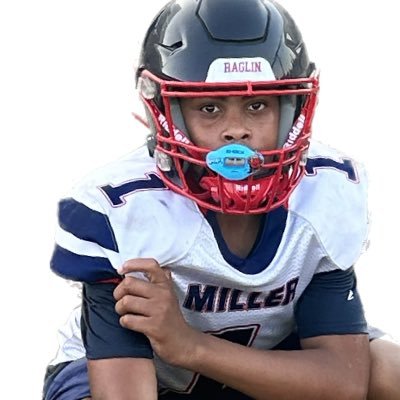 Berry Miller Junior High Multi-Sport Athlete Football, Basketball and Track DawsonEagleFB #BerryMiller_JH #Jenkinselite Class of 29' IG @AidenRaglin_QB1