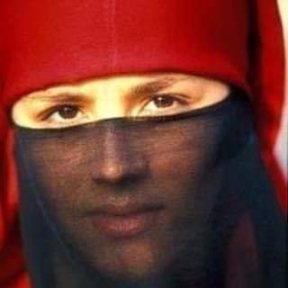 sinala7nina's profile picture. شاعرة و صحفية سابقة