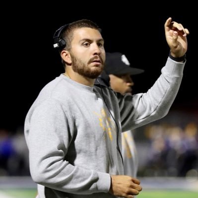 OL Coach @gahannafootball | Former OL @MiamiOHFootball | Co-Host of @614Headsets | #HTTC