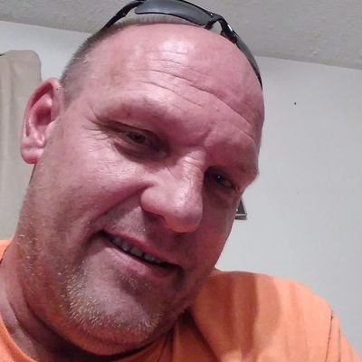 d08324751_d's profile picture. 