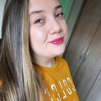 Gaúcha|♒|23 y •Colorada desde que me conheço por gente 🇲🇨 .Biomedicina👩🏻‍🔬