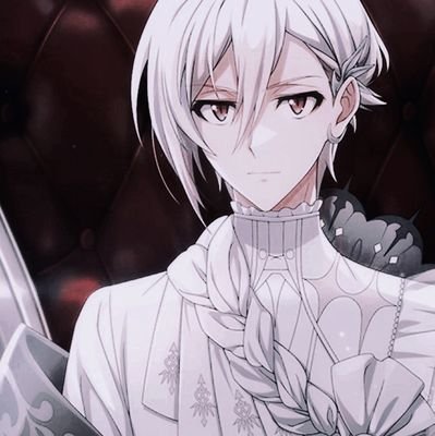 ⠀ ⠀⠀The EMPEROR whose throne is crumbling under the moonlight. ❴ Modern fantasy!AU. ❵