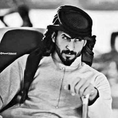 مو شايف حالي بس مو كل واحد بعجبني🖤🤞🏻.