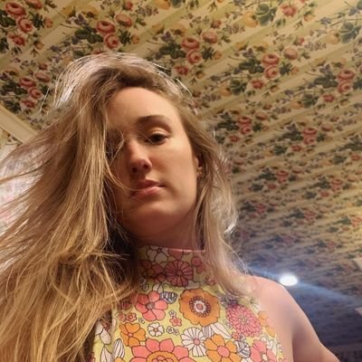 Ashley Johnson Profile