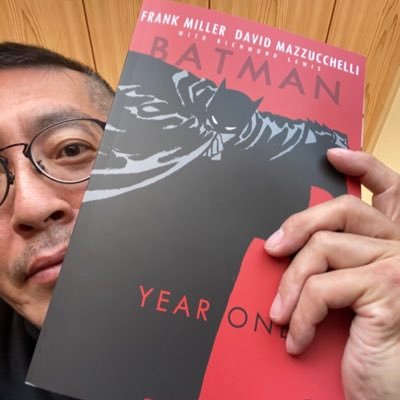 愛読書は『闇金ウシジマくん』です。 今さらながら、ザ・クロマニヨンズ にハマり出しました。Things change.