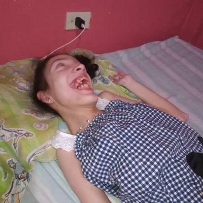 Hoy 18 de Octubre del 24 cumple 18 años,la presencia de Dios en nuestro hogar . Aunque no tiene ningún tipo de apoyo paterno a nadie le falta Dios .