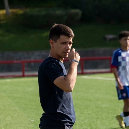 Entrenador de futbol.
Català
📍Madrid

Juvenil B A.D. Alcobendas C.F.

'El trabajo bien hecho no tiene fronteras ni rival'