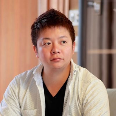 narisawa_writer's profile picture. 合格率1.5%の超難関、ダイレクト出版の認定セールスライター試験を史上最高得点で合格したプロセールスライター。家族経営の小売店から東証上場のIT企業まで、これまでのべ43業種以上のクライアントの売上アップに貢献。講師を務めるライティング講座はのべ1,800人以上が受講。ご相談はDMでお願いします。