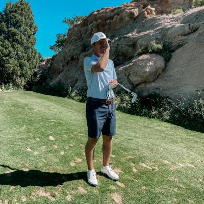 jakobfitts's profile picture. i play golf and watch sports