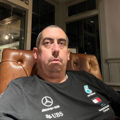 I’m bisexual. A big fan of all Motorsport especially Formula one. Enjoy football and going to the pub with my mates.🇬🇧🇺🇦 NO DM’S unless invited..