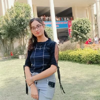 thereletedsoul's profile picture. Momos khila do bhai