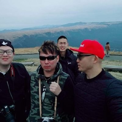 趣味→スノボ🏂キャンプ⛺登山⛰️ツーリング🏍️ホームシアター🎥ボディメイク💪
外遊びばかりだと疲れるのでインドアとアウトドアを50%50%でコントロールしてます😎