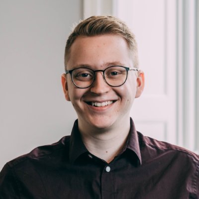 Lead Software Engineer creating exceptional web experiences – crafted with passion. Former UX Designer. Based in Germany. Love Nuxt 💚, Vue, Vite, TS, Tailwind