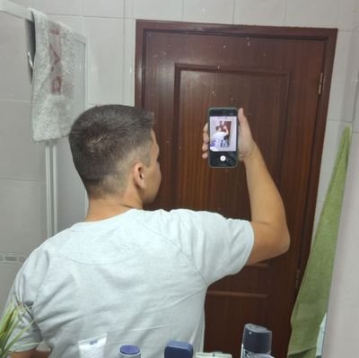 _tiagoopereira_'s profile picture. 21 / Ig: __tiagoopereira__