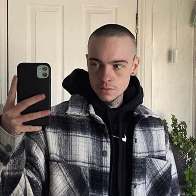 _muiz_11's profile picture. 