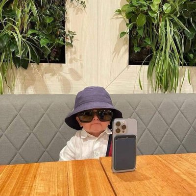 UntalFyah's profile picture. Memento mori 🕉