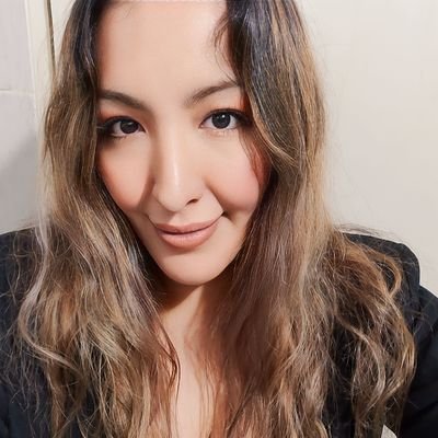 KarinKaramelo's profile picture. Emprendedora, estudiante, profesora, mamá.