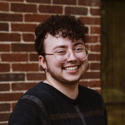 author of WELCOME, CALLER | queer. trans. auDHD | enthusiastic absurdist and slug on the side 🐌 @itsslugboy