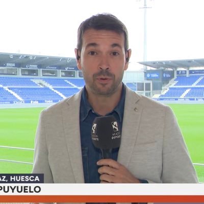 Licenciado en Periodismo y en Comunicación Audiovisual. Periodista deportivo. Cuenta personal.