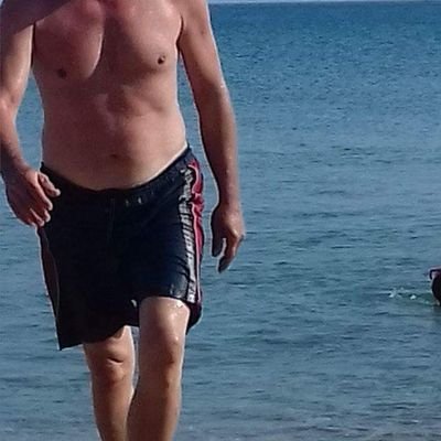 Flamabayrak2's profile picture. emekli..dul..sportmen...yalniz..Karşıyaka ..izmir