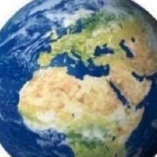 vhen1999's profile picture. 