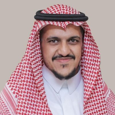 أخصائي الإتصال المؤسسي | بكالوريوس إدارة الأعمال @IMSIU_edu_sa | مصمم جرافيك | مهتم بالتسويق الرقمي | مهني مُعتمد من @Gmedia_SA | عضو جمعية #إعلاميون @ealameuon