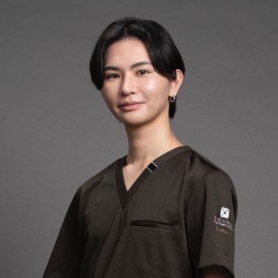 X Clinic本院恵比寿院 勤務目周り小顔はお任せください 趣味でYouTuberやってます