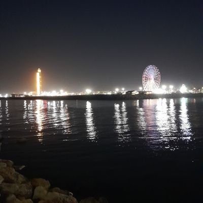 neuron_med_ai's profile picture. account dedicated for fashion and clothings.