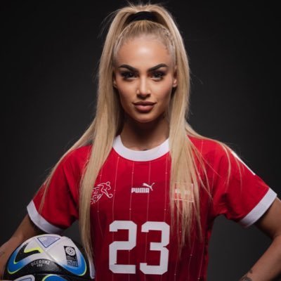 athlete
football pro ⚽🥈♥️
official fanpage
report imposters
https://t.co/5GNtU2SyZE…