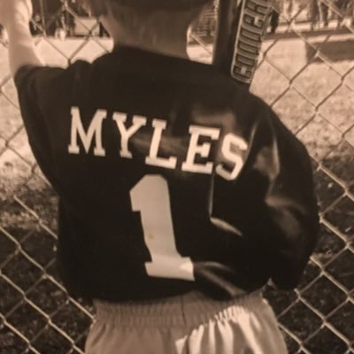 MylesDevoe13's profile picture. 2027 | Baseball | 6ft | 170lbs | MIF, Pitcher, Utility | KCHS
