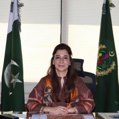 @AyeshaRaza13