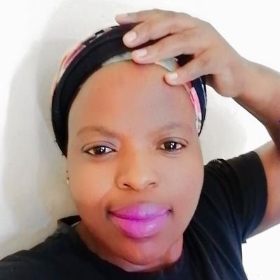 *Mosadi Wa Mopedi*A mother of 2 gals💞👩‍👧‍👧*A Professional Nurse💉💊*Miss Gemini*
*It has always been Orlando Pirates☠*I love food,music 🎧 and flowers💐.