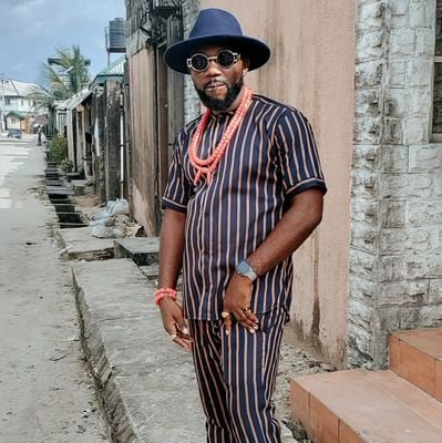 KindnessLegbara's profile picture. #GBENEMENE OF  PH👑 | 
AOK❤ | 
Content creator | 
Human activist  | 
Solar expert  | 
OGONI  MAN