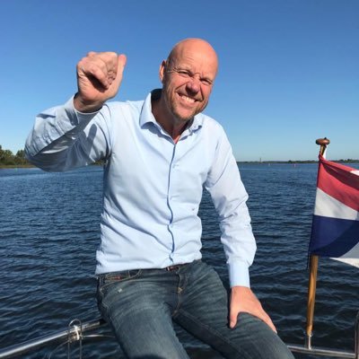 Business Support | spreekstalmeester en interviews @spartanijkerk |support @feyenoord | graag actief op vakantie