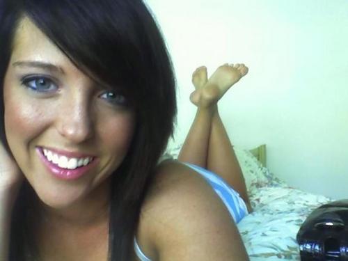 I need some love on new years. How about a romantic night at my place? add me at http://go-u‌r‌l.in/6zr