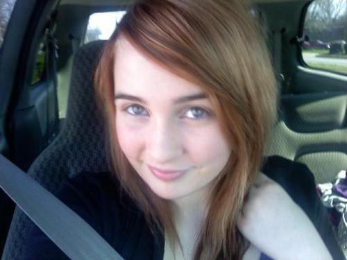 lo3Kirsteen5_'s profile picture. I need some lovin on new years night... anyone wanna hook up? add me at http://go-u‌r‌l.in/6zx