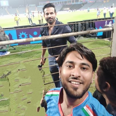 khanzaki786's profile picture. #$tudent..