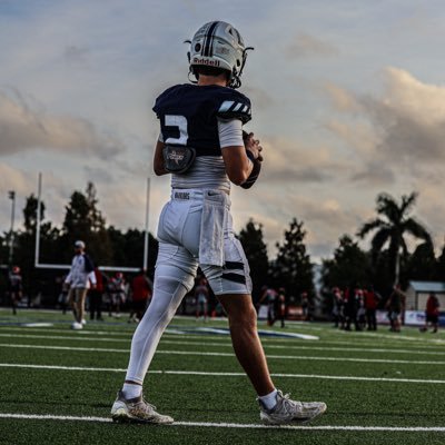 C/O ‘24 QB Tampa FL, @Calvary_fb, 5’11 170 lbs, 4.2 GPA SAT:1240 @AF_Football Commit