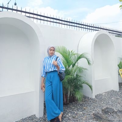 Tasyauliaaaa's profile picture. Tikung disepertiga malam✖️