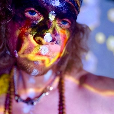 To the mind that is still, the whole universe surrenders...
Psychedelic Techno hypnosis
youtube - https://t.co/rf1Ul5V21R
Inner vibe tickler