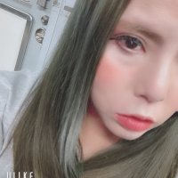 R (@rie1472) 's Twitter Profile