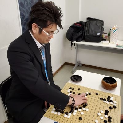 囲碁youtuber
（https://t.co/hi6sxSzcvD）
日本棋院六段免状
インストラクター歴15年
いままで1000人をこえる方々に入門普及
みんなに楽しんで囲碁を「続けてもらう事」をモットーに活動しています！