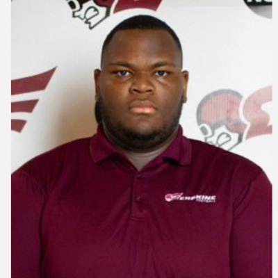 OL @FleetFB 🔴🟡 One who loves a pure heart and who speaks with grace will have the king for a friend. Proverbs 22:11. Silver Bluff High School Alum