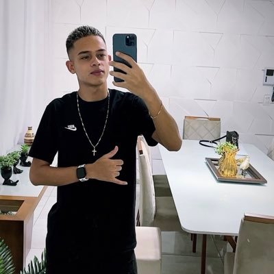 Guilhermin_s's profile picture. 