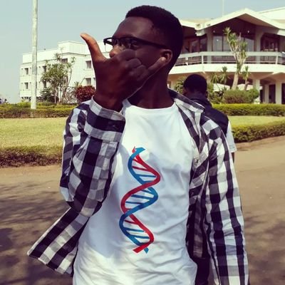 Gwedekid03's profile picture. Be of best version. 
#runeveryday.

The pride of London fan💙