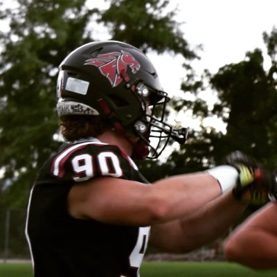 CHS | Class of 26 | Football/DE | Weight 202 | Hight 6’0 | NCAA ID# 2405293198 | Hudl https://t.co/BydQXM5OJr