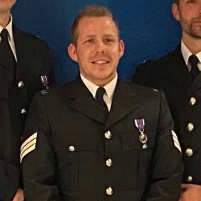 Police Sergeant 👮♂️, PSU 🛡️, Leadership 👓, Football Fan ⚽️, Christian ✝️, Any views expressed are my own 🤨, Always call 999 in an Emergency 🚨