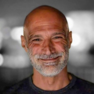 stephdau's profile picture. Enjoyer of life; software developer.